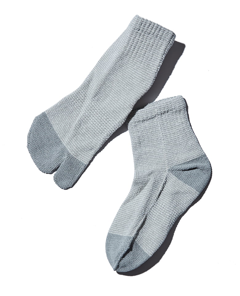ソックス Wellness socks by GLEN CLYDE WASILK PIGGY