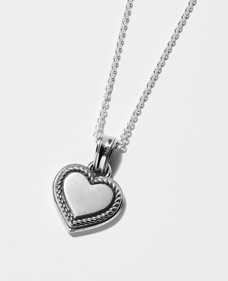 HEART ENCLOSED SIGNET PENDANT - Image 3