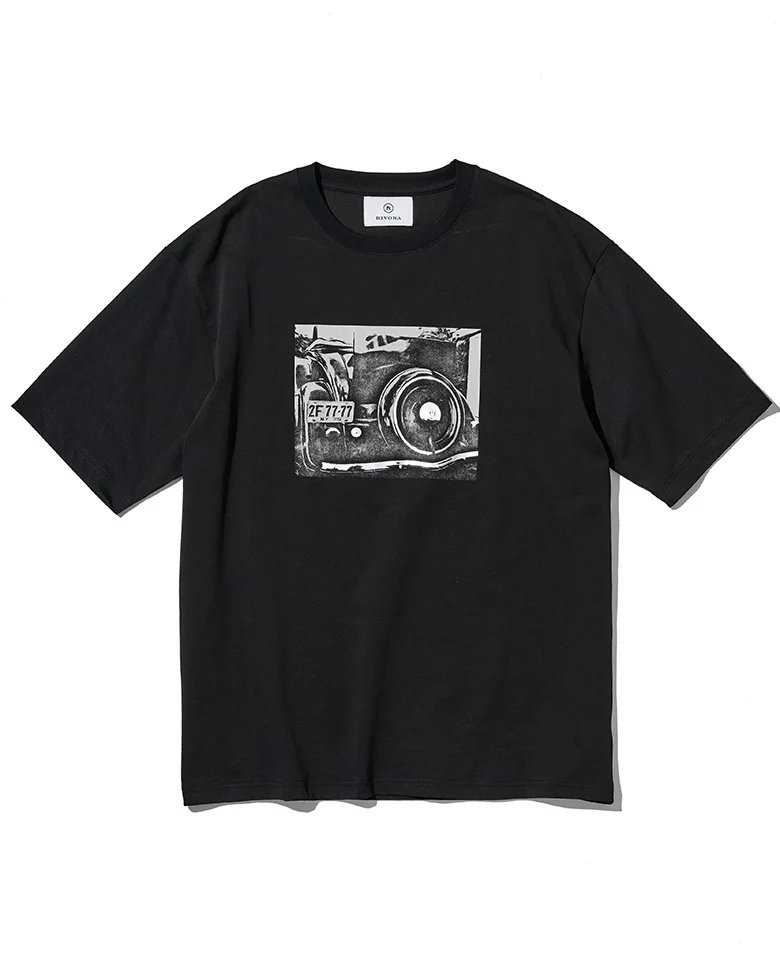アルフレッド・スティーグリッツ・アートTシャツ「Car 2F-77-77, 1935」 - Image 2