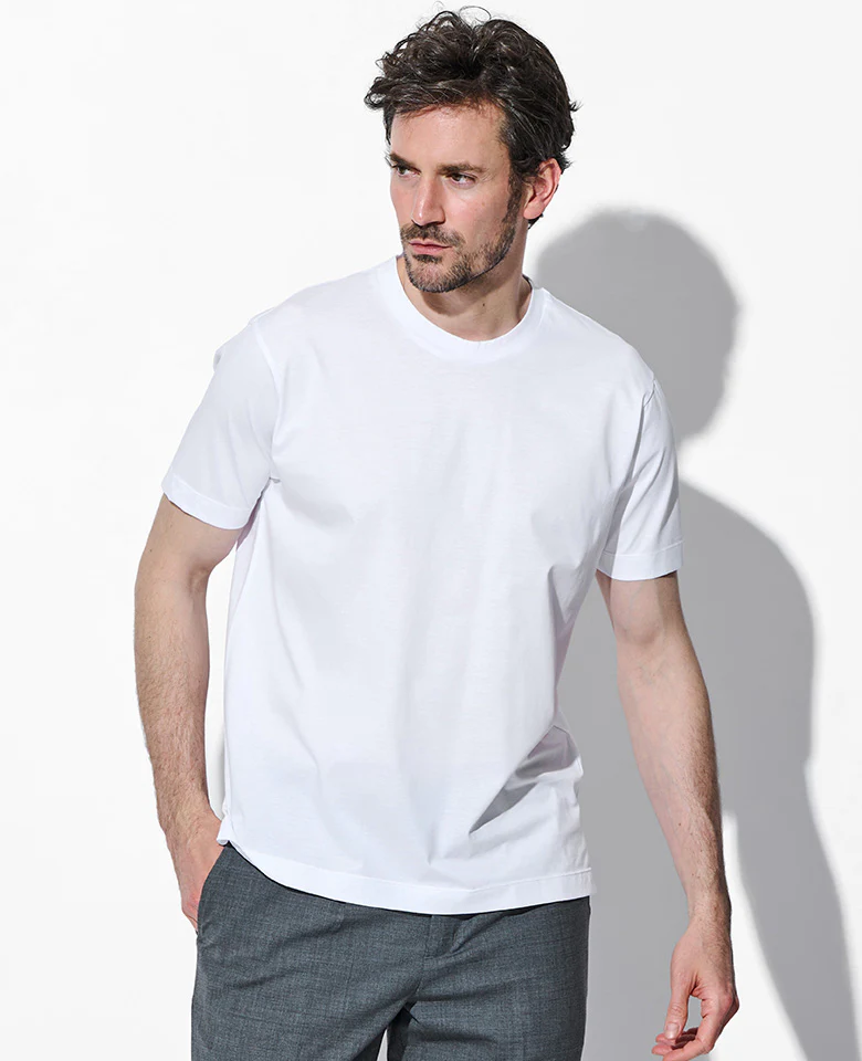 ラウンドネック Tシャツ